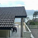 Mit Blick Auf Wasser By Interhome *
