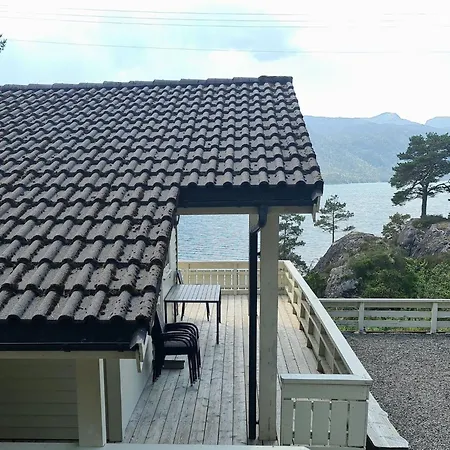 Mit Blick Auf Wasser By Interhome *