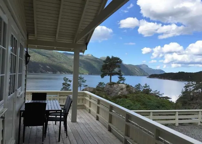 Mit Blick Auf Wasser By Interhome בית נופש Hebnes